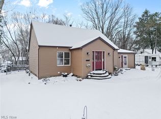 2228 Saint Elmo Ave NE, Canton, OH 44714