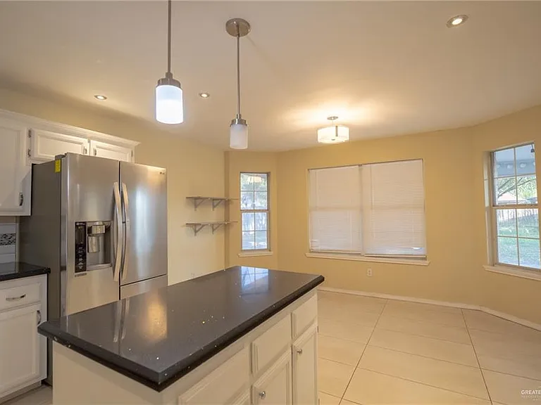 1901 Duke Ave — Photo 15