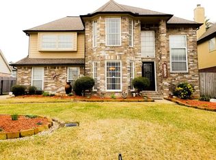 7027 Little Willow Dr, Pasadena, TX 77505