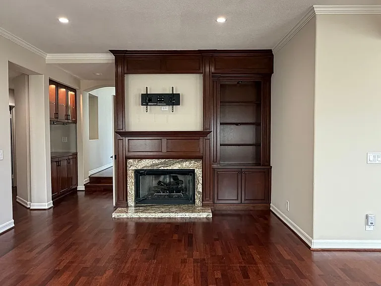 21591 Hummingbird St — Photo 3