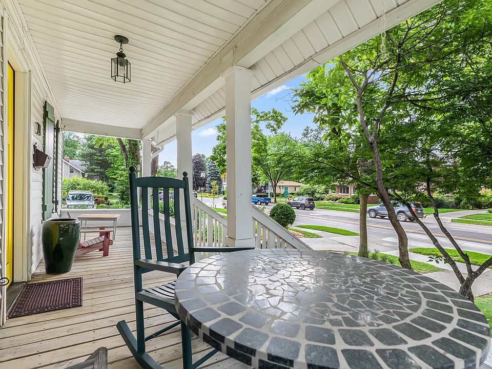 211 Catalpa Dr, photo 26