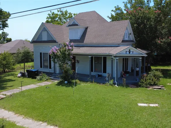 2213 Church St, Greenville, TX 75401
