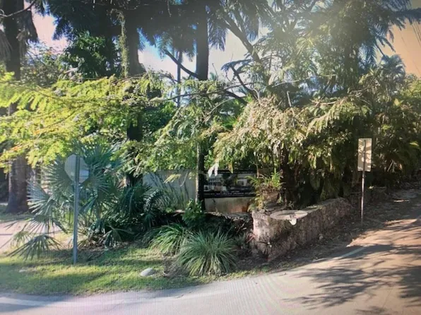 3701 El Prado Boulevard, Miami, FL 33133