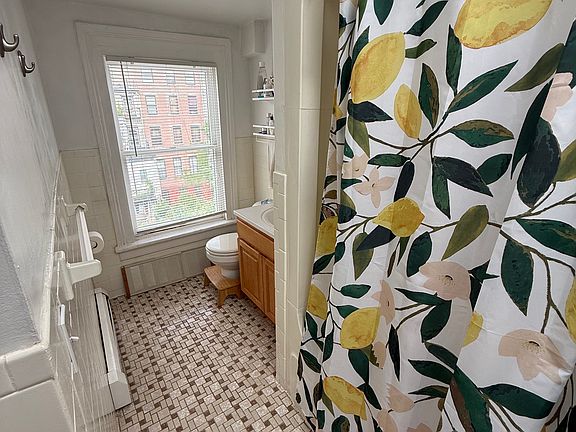 2nd image of 182 Carlton Ave APT 3