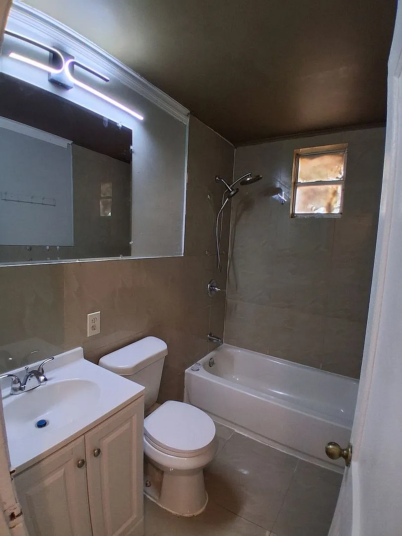 Newly renovated 3bed/2bath home in plant high district — Photo 4