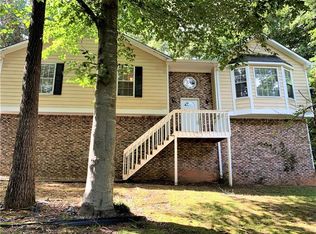 6618 Jessie Cir, Flowery Branch, GA 30542