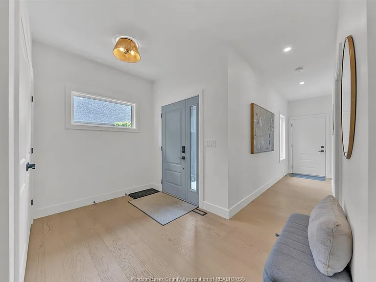 281 Brighton Rd — Photo 8