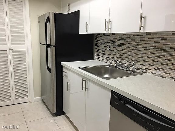 2nd image of 5501 NE 25th Ave APT 6