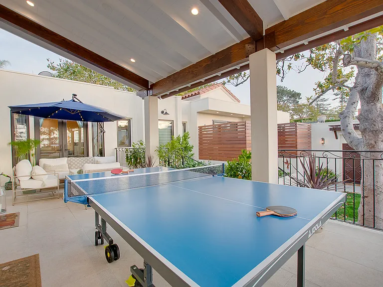 Backyard with table tennis