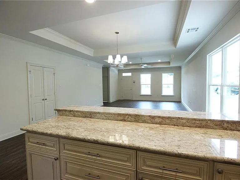 4517 Chalfant Dr — Photo 5