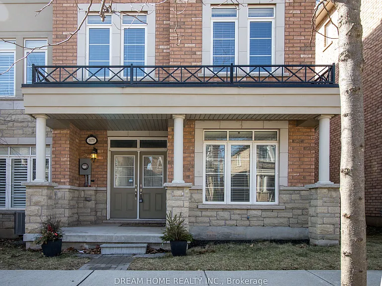 3070 Eberly Woods Dr — Photo 18