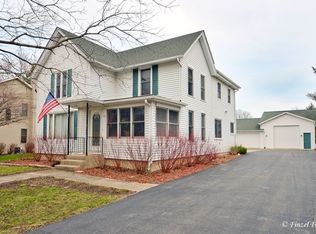 535 Maple St, Marengo, IL 60152