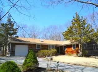 36 Guernsey Ln, East Hampton, NY 11937