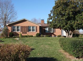 951 Ruddles Mills Rd, Paris, KY 40361