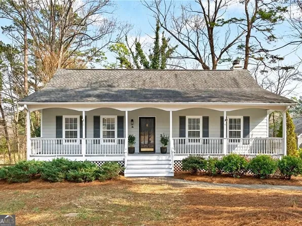 4554 S Landing Dr, Roswell, GA 30066