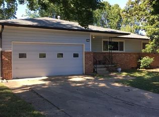 252 E Fort Worth St S, Broken Arrow, OK 74012