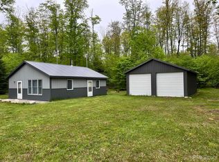 568 E Edge Rd, Germfask, MI 49836