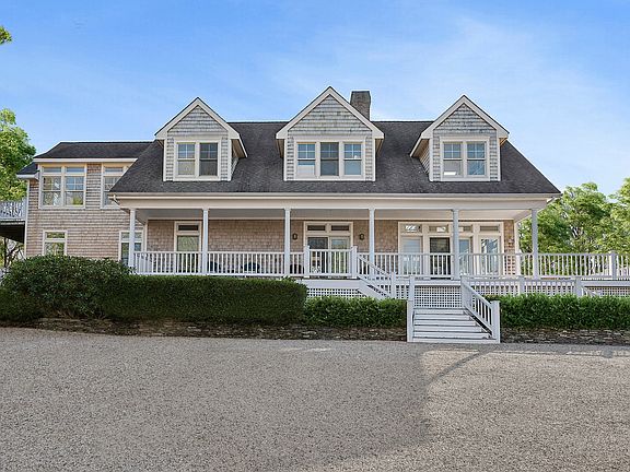 3rd image of 9 Northview Hills Ct