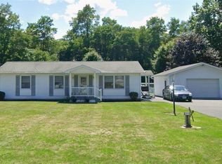 6530 Wheeler Rd, Lockport, NY 14094