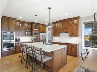 16206 Draft Horse Blvd, Lakeville, MN 55044