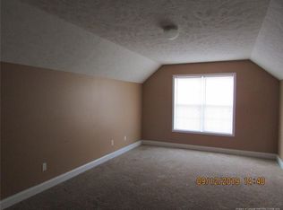 218 Antigua Dr, Raeford, NC 28376