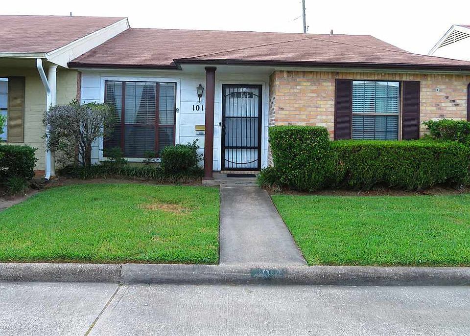 1st image of 1014 Green Meadow St