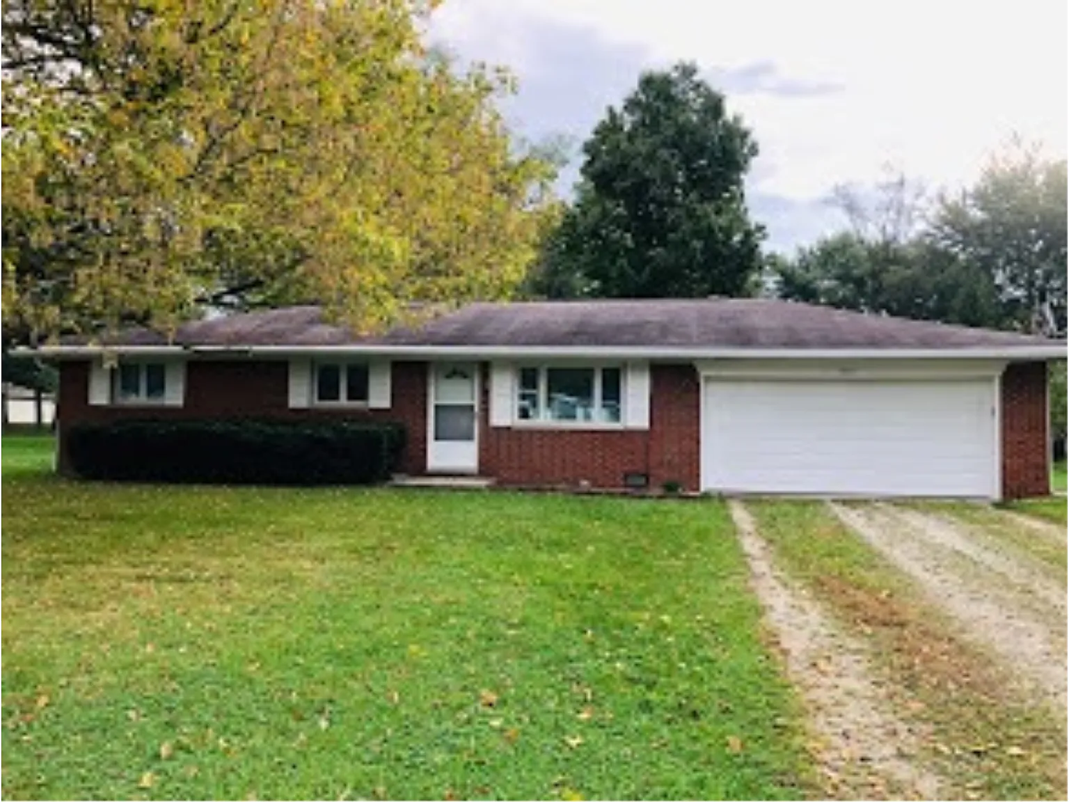 1313 Saint Marys Dr photo 1