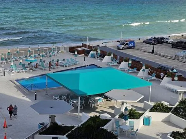 3140 S Ocean Dr, Hallandale, FL