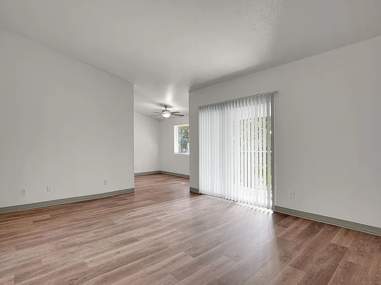 #294 FIELDSTONE APARTMENTS — Photo 1