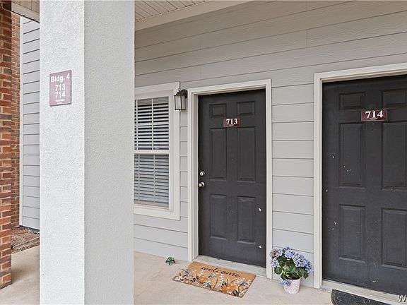 2nd image of 3218 Veterans Memorial Pkwy APT 713