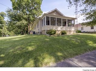 126 Summit Ave, Kincaid, IL 62540