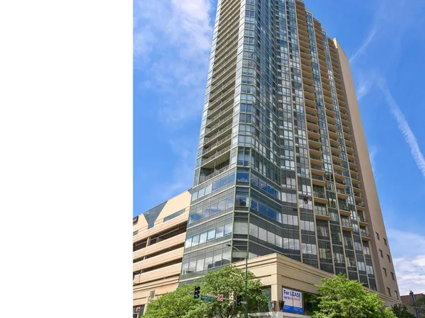 111 W Maple St APT 2901, Chicago, IL 60610