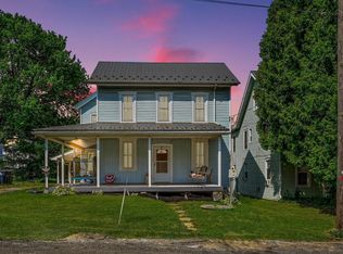 111 Spring Grove Rd, East Earl, PA 17519