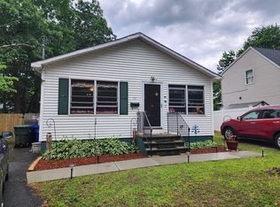 110 Lorimer St, Springfield, MA 01151