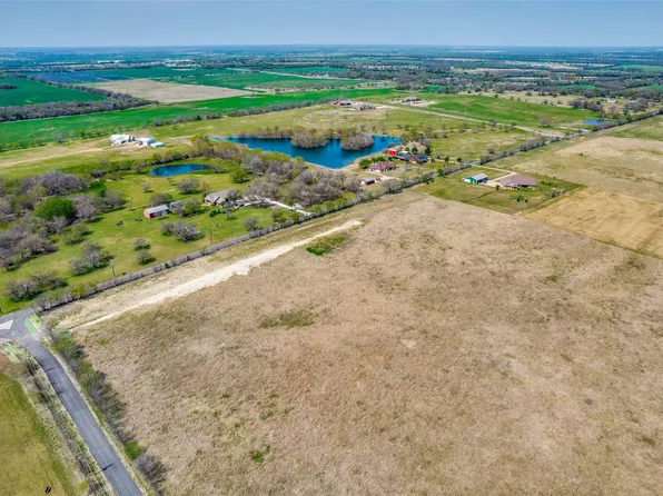802 Riddels Rd, Sherman, TX 75092