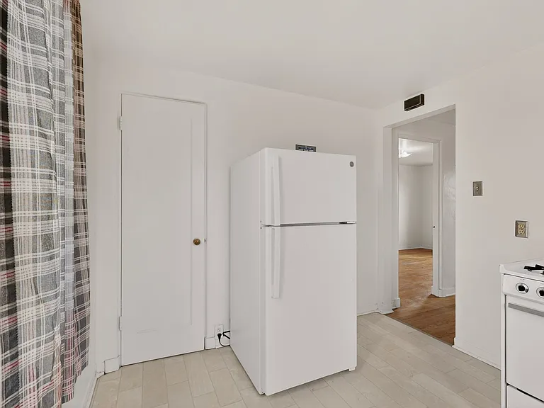 4404 Lomas Blvd NE #1 — Photo 9