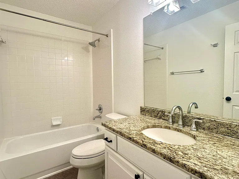7005 Fallkirk Dr — Photo 43