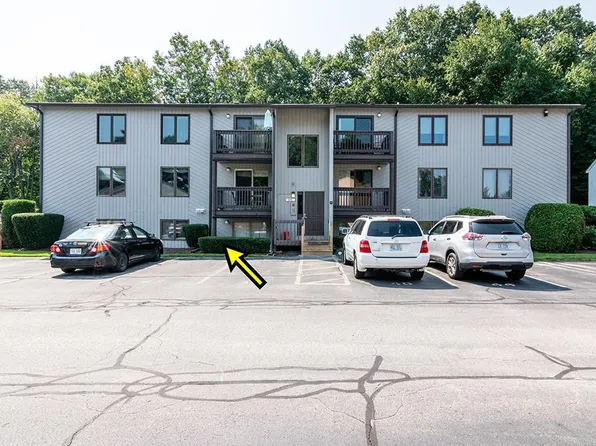 39 Kristee Cir #39, West Warwick, RI 02893