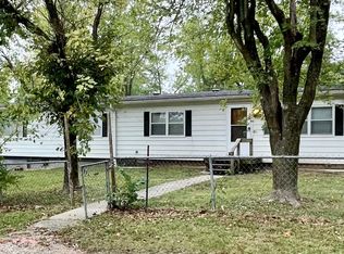 6901 N Maxine St, Columbia, MO 65202