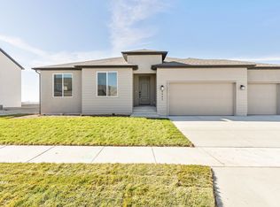 4945 N Topaz Dr #303, Eagle Mountain, UT 84005