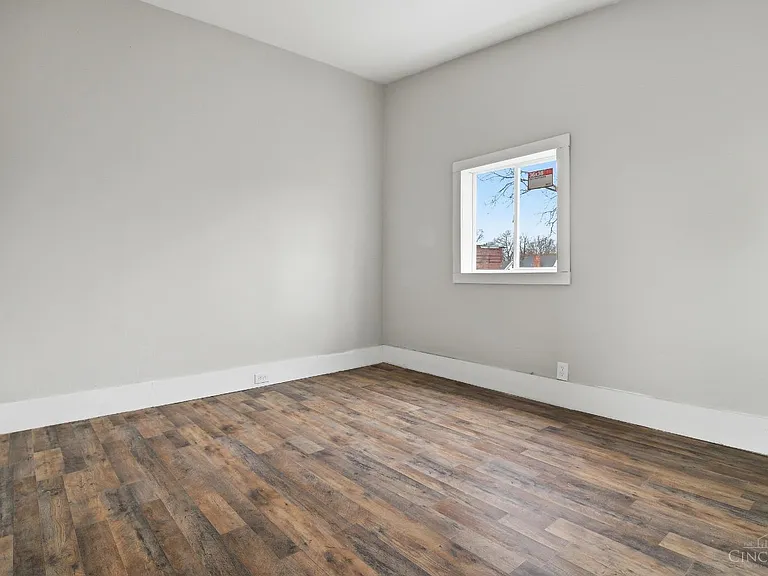 540 Grand Ave — Photo 23