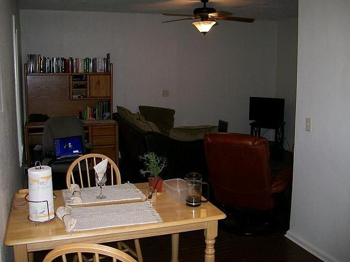 2nd image of 403B W Sunset Ave