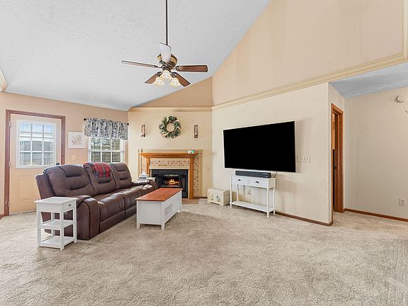 5th image of 123 Primrose Lane