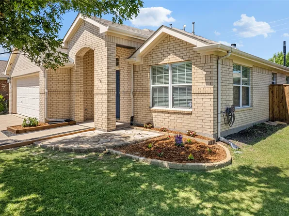 1824 Barton Springs Dr, Little Elm, TX 75068