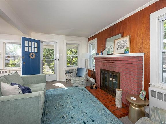 3rd image of 110 Buena Vista Dr