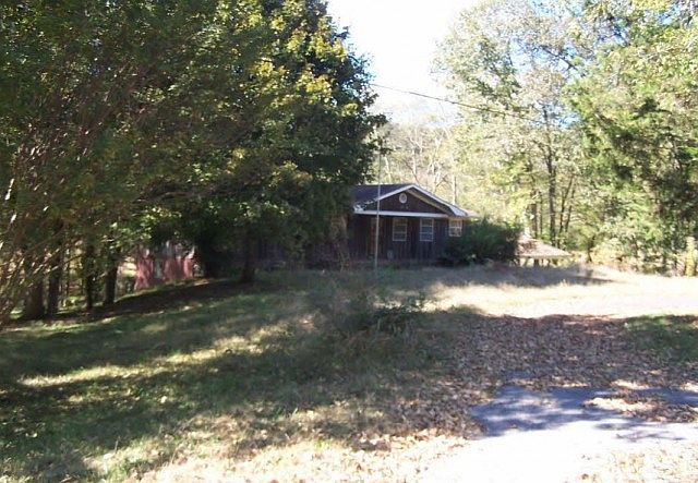 2nd image of 38 Cold Springs Rd