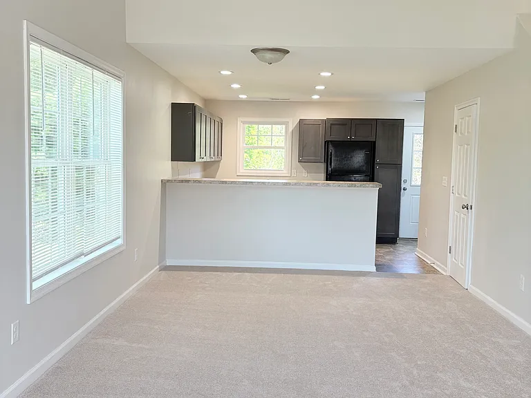 6 Jackmia Way — Photo 3