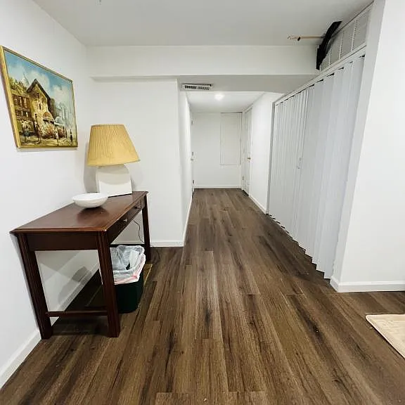 302 Park Hall S — Photo 4