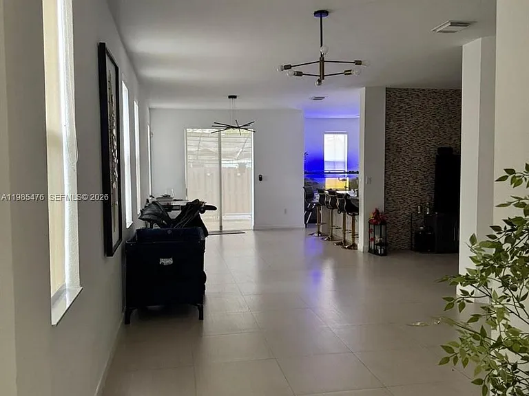 7414 NW 107th Ct — Photo 9