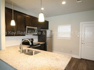 209 Stewart Bend Ct, Azle, TX 76020